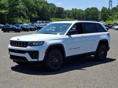 2026 Jeep Grand Cherokee GRAND CHEROKEE LAREDO ALTITUDE 4X4