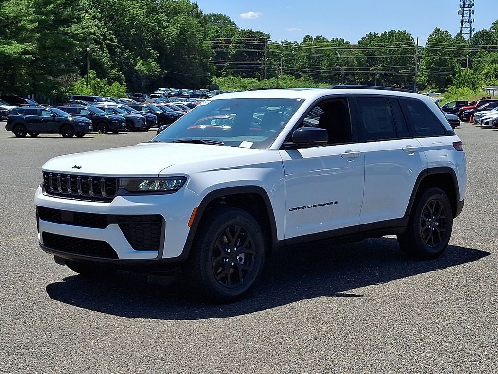 2026 Jeep Grand Cherokee GRAND CHEROKEE LAREDO ALTITUDE 4X4