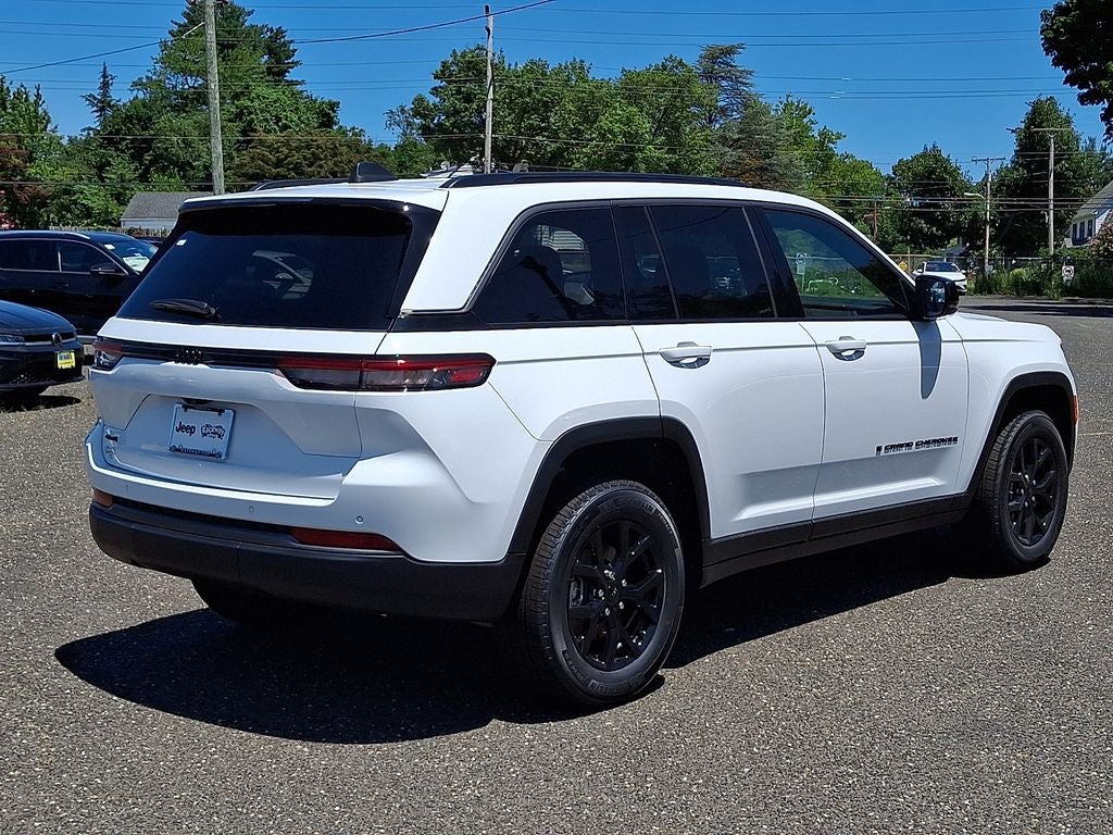 2026 Jeep Grand Cherokee GRAND CHEROKEE LAREDO ALTITUDE 4X4