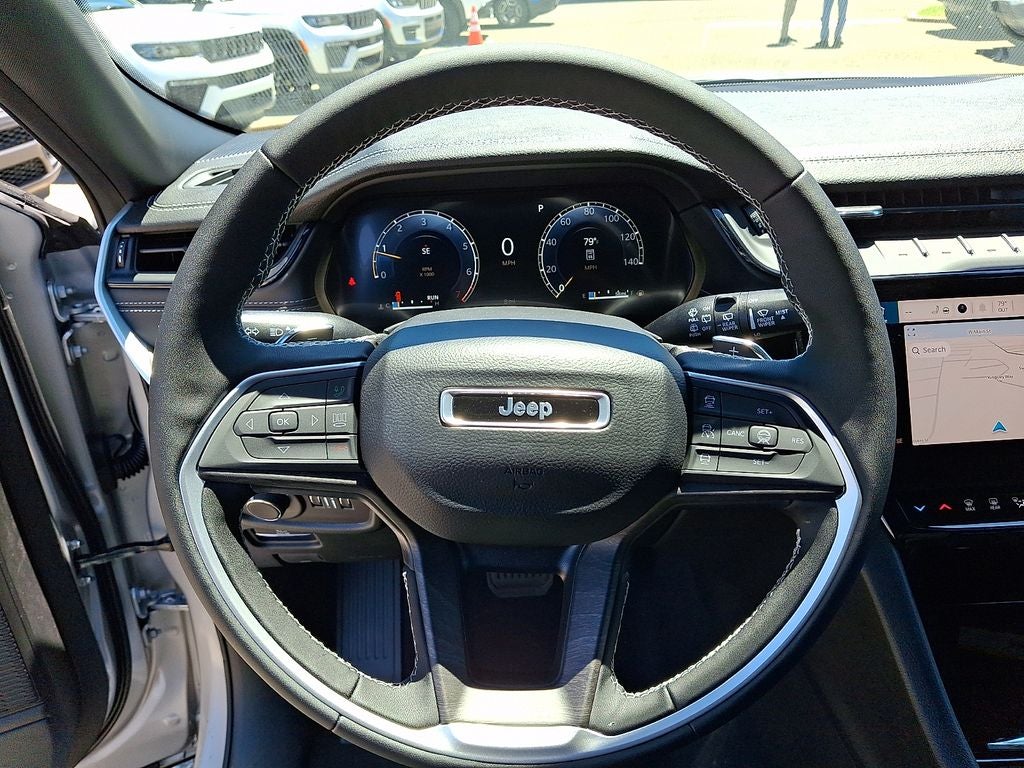 2026 Jeep Grand Cherokee GRAND CHEROKEE LAREDO ALTITUDE 4X4