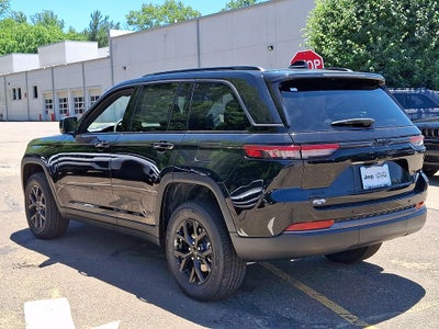 2026 Jeep Grand Cherokee GRAND CHEROKEE LAREDO ALTITUDE 4X4