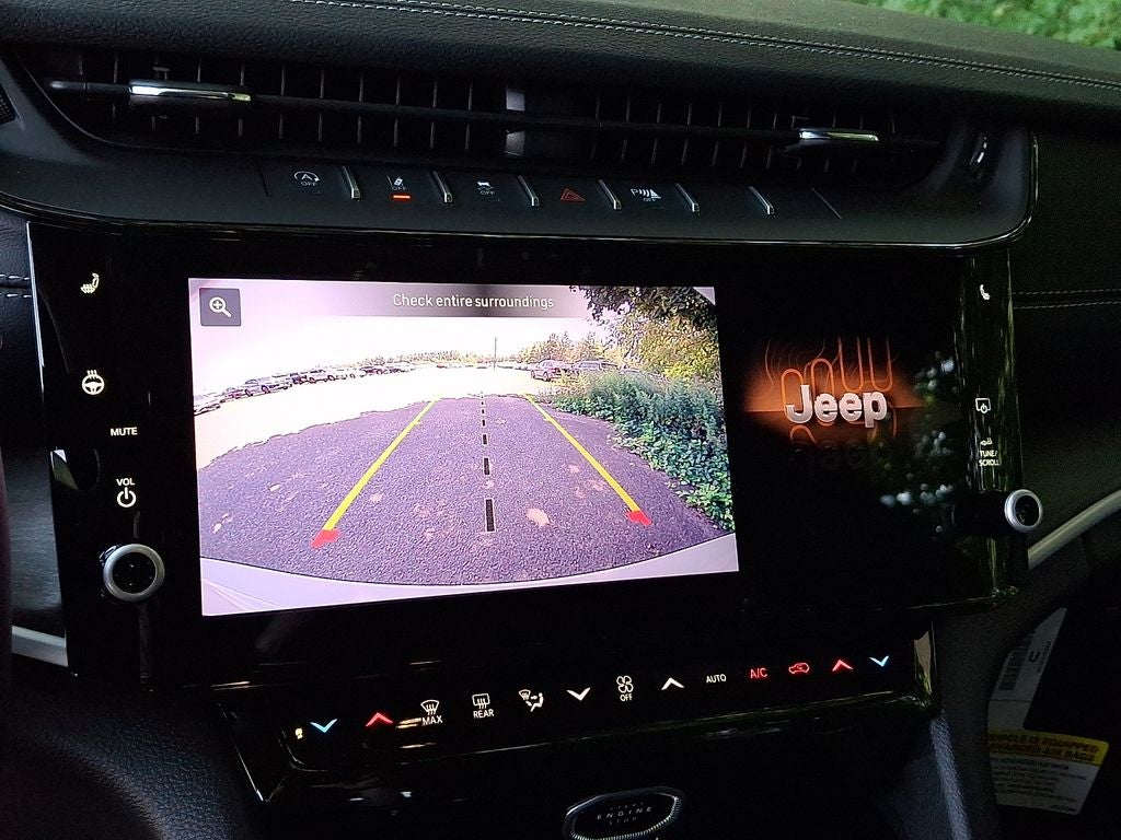 2026 Jeep Grand Cherokee GRAND CHEROKEE LAREDO ALTITUDE 4X4