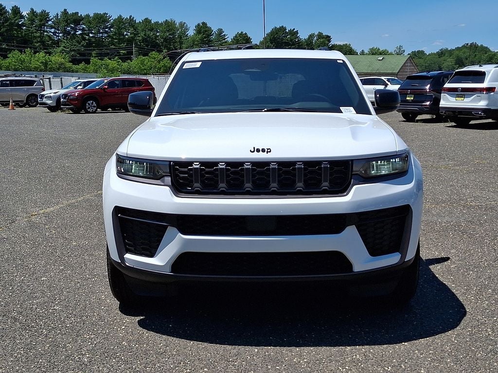 2026 Jeep Grand Cherokee GRAND CHEROKEE LAREDO ALTITUDE 4X4