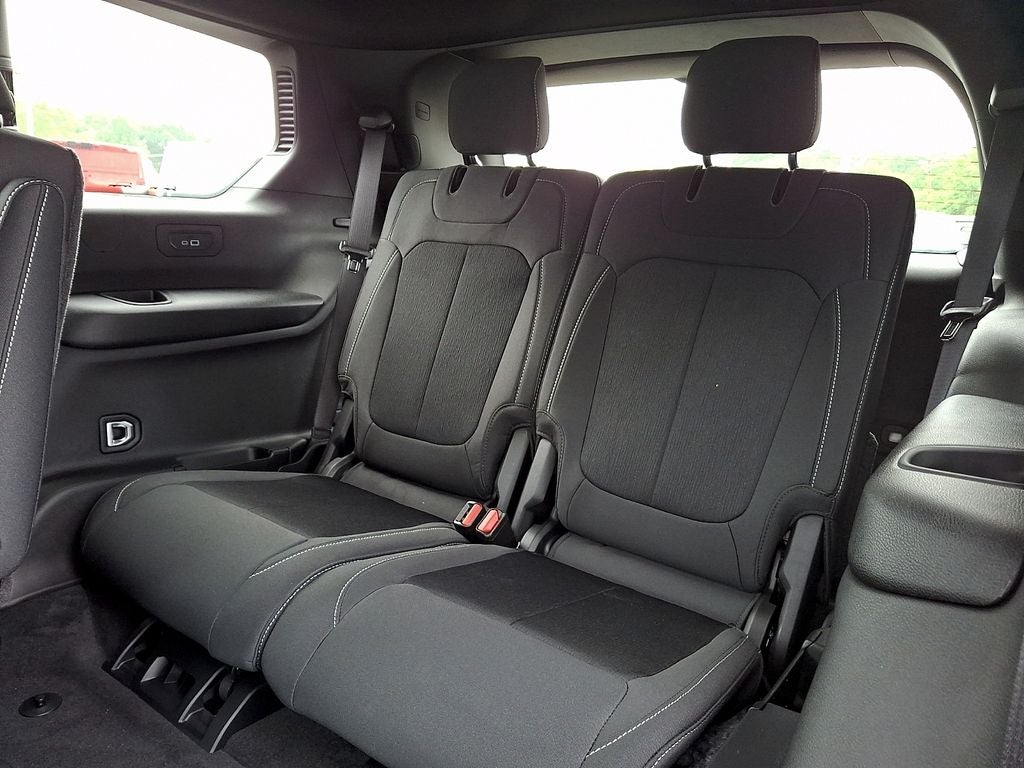 2026 Jeep Grand Cherokee GRAND CHEROKEE L LAREDO X 4X4