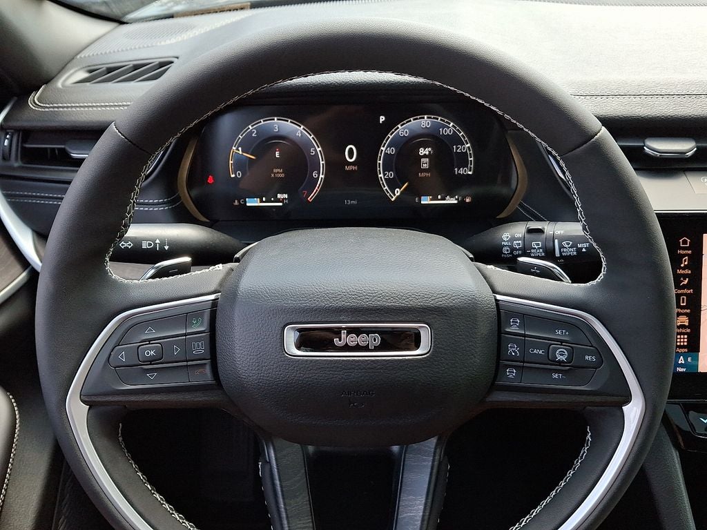 2026 Jeep Grand Cherokee GRAND CHEROKEE L LAREDO ALTITUDE 4X4