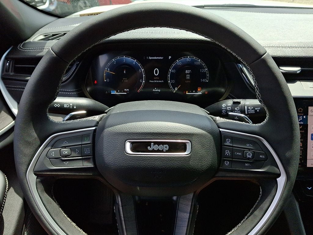 2026 Jeep Grand Cherokee GRAND CHEROKEE L LAREDO ALTITUDE 4X4