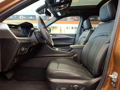 2026 Jeep Grand Cherokee GRAND CHEROKEE L LIMITED RESERVE 4X4