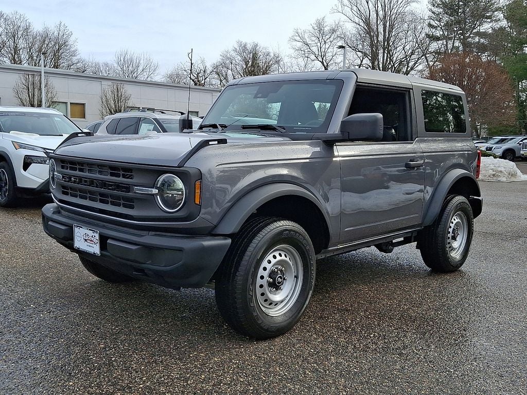 2023 Ford Bronco Base