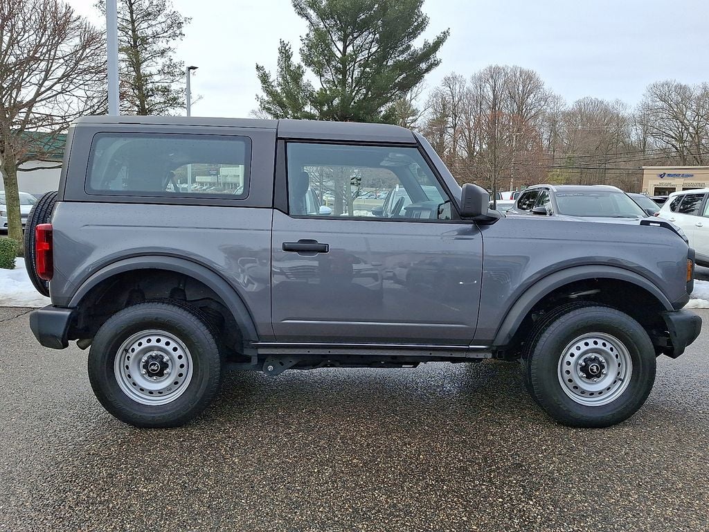 2023 Ford Bronco Base