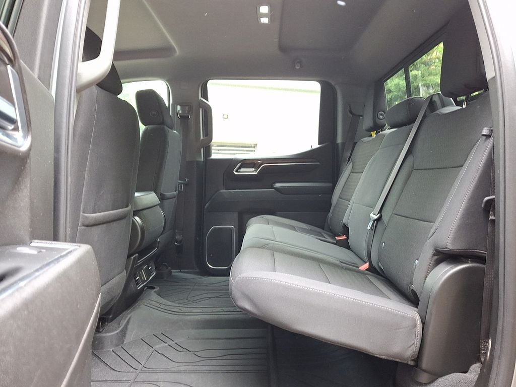 2023 Chevrolet Silverado 1500 LT LT1