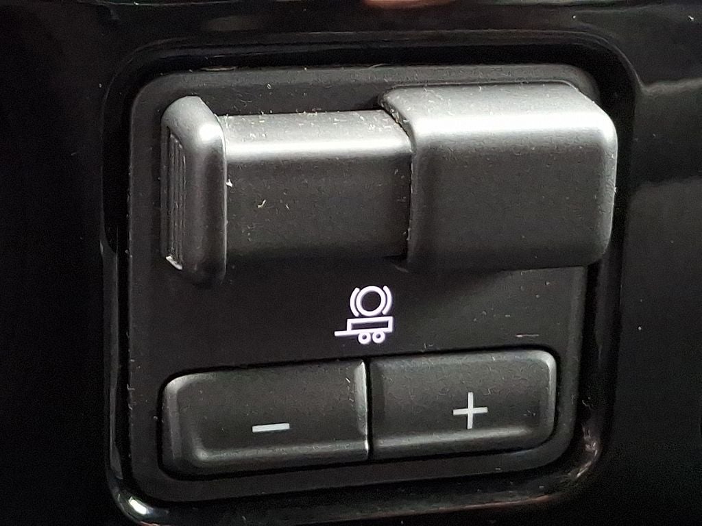 2023 Chevrolet Silverado 1500 LT LT1