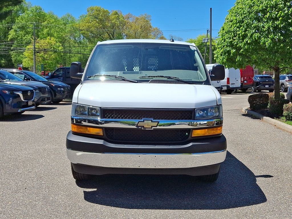 2024 Chevrolet Express 2500 Work Van Cargo