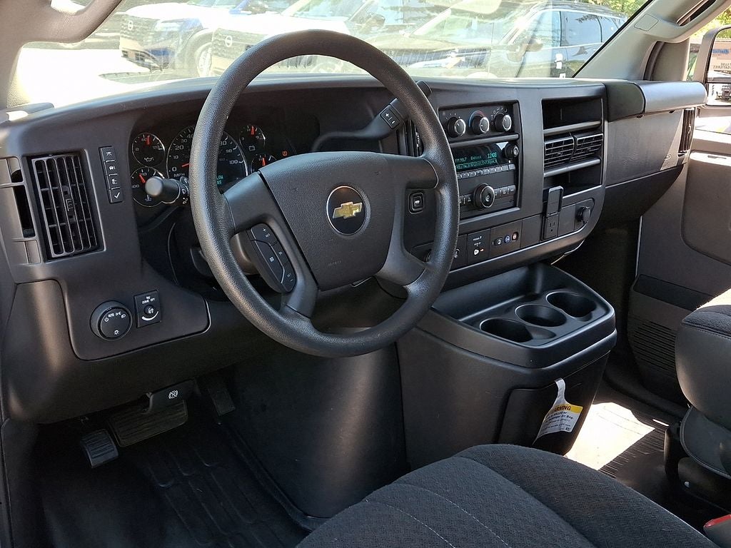 2024 Chevrolet Express 2500 Work Van Cargo