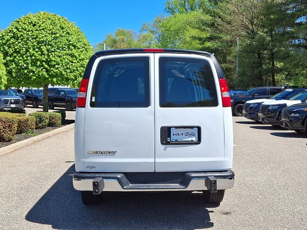 2024 Chevrolet Express 2500 Work Van Cargo