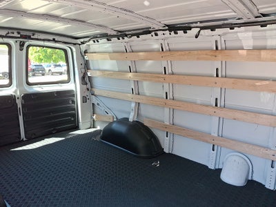 2024 Chevrolet Express 2500 Work Van Cargo