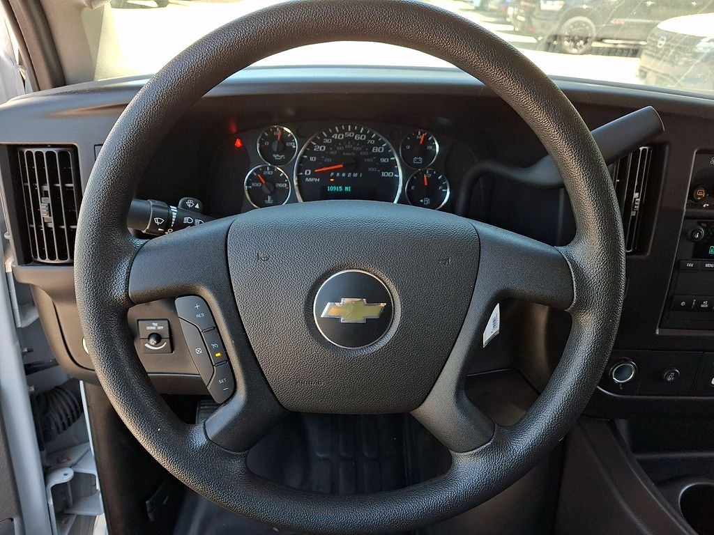 2024 Chevrolet Express 2500 Work Van Cargo