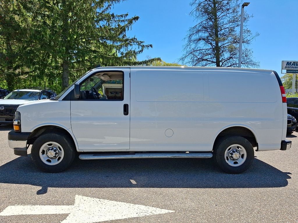2024 Chevrolet Express 2500 Work Van Cargo