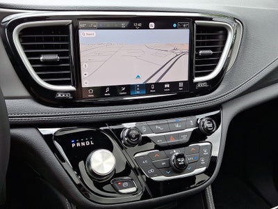 2027 Chrysler Pacifica PACIFICA LIMITED
