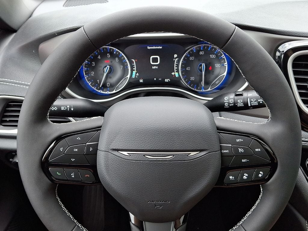 2027 Chrysler Pacifica PACIFICA LIMITED