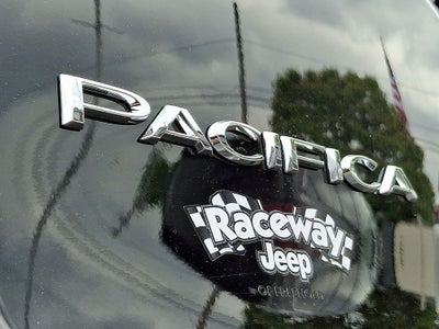 2027 Chrysler Pacifica PACIFICA LIMITED
