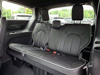 2027 Chrysler Pacifica PACIFICA LIMITED