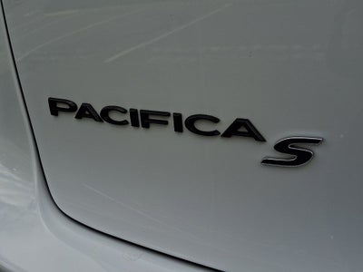 2024 Chrysler Pacifica Hybrid Select