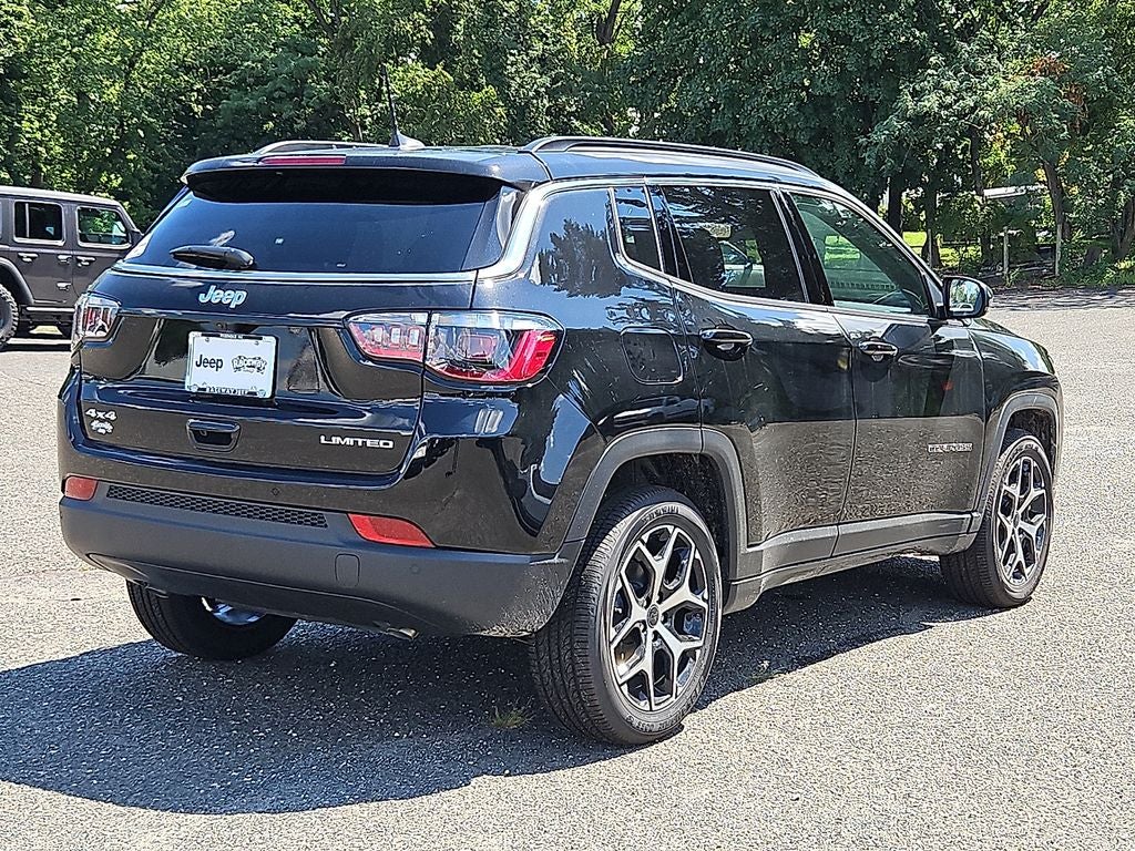 2026 Jeep Compass COMPASS LIMITED 4X4