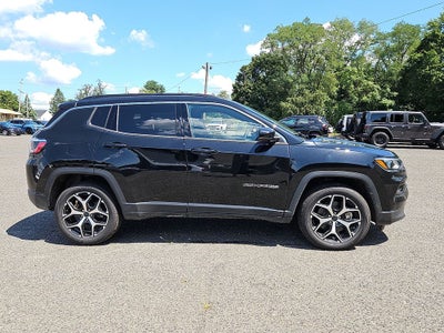 2026 Jeep Compass COMPASS LIMITED 4X4