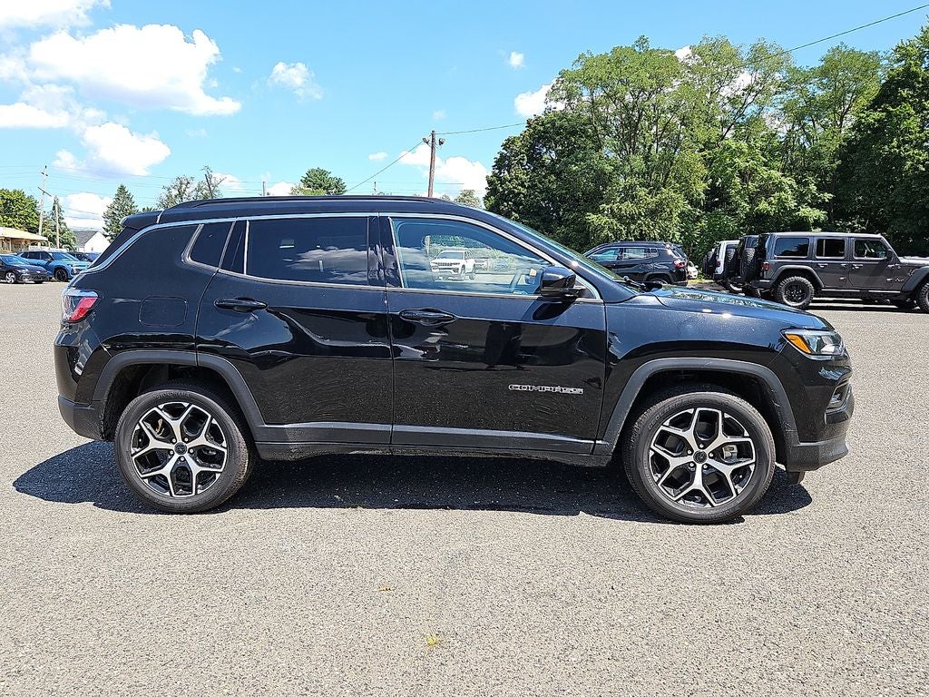 2026 Jeep Compass COMPASS LIMITED 4X4