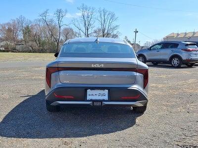 2025 Kia K4 LXS