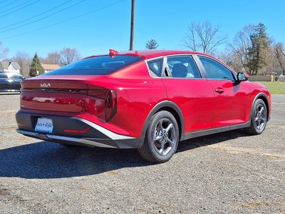 2025 Kia K4 LXS