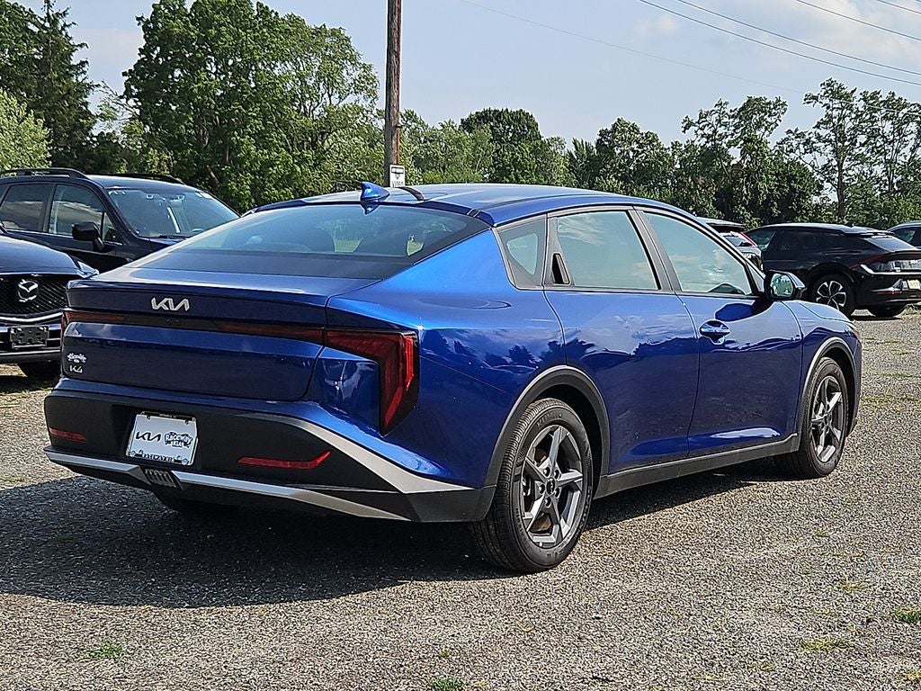 2025 Kia K4 LXS