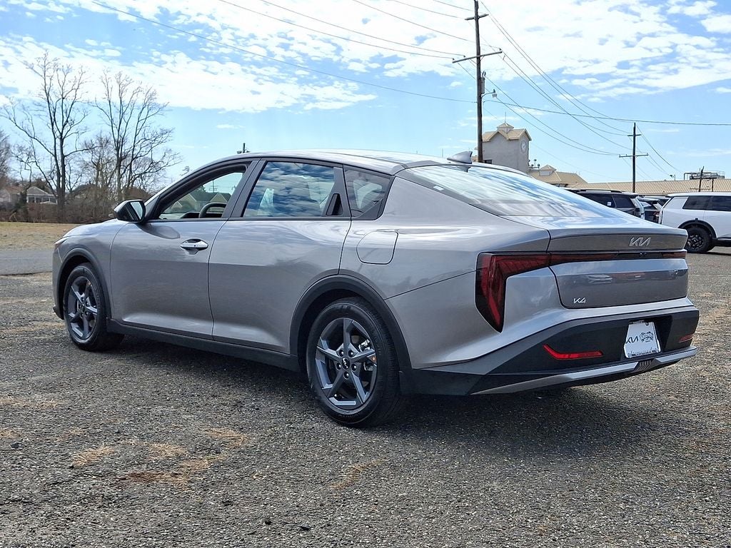 2025 Kia K4 LXS