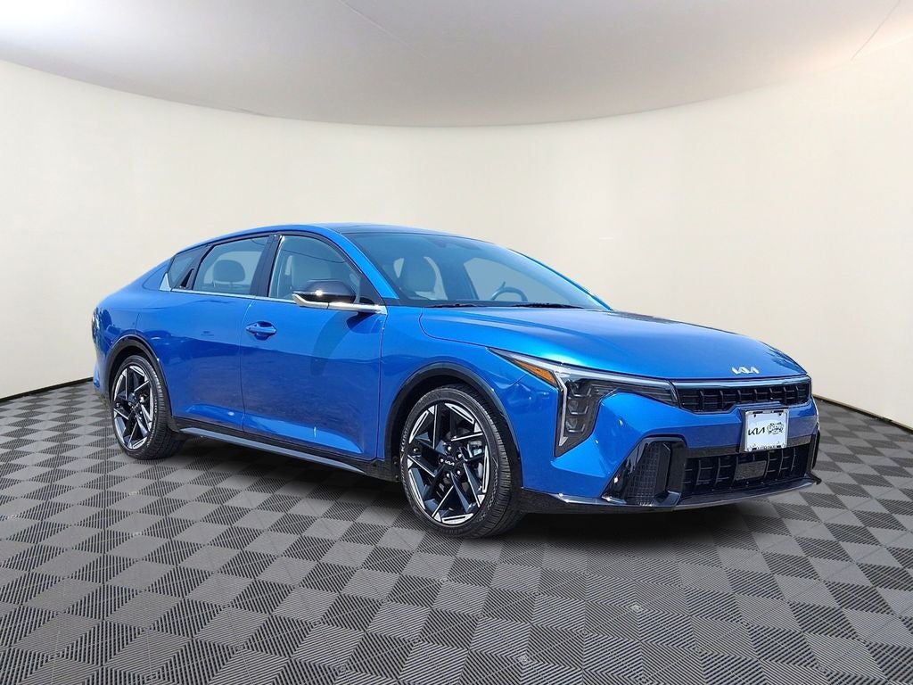 2025 Kia K4 GT-Line