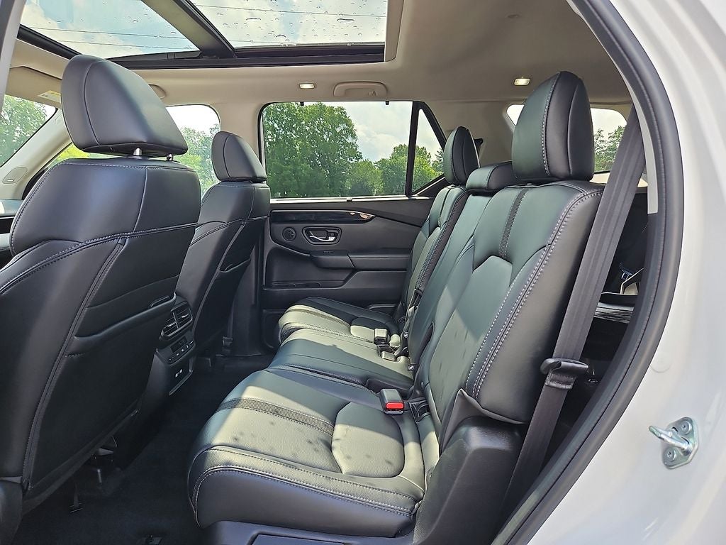 2023 Honda Pilot AWD Touring