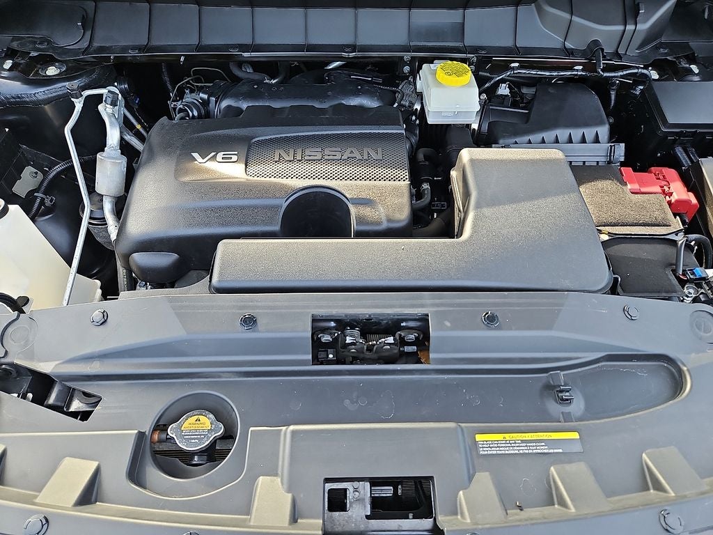 2022 Nissan Pathfinder SV