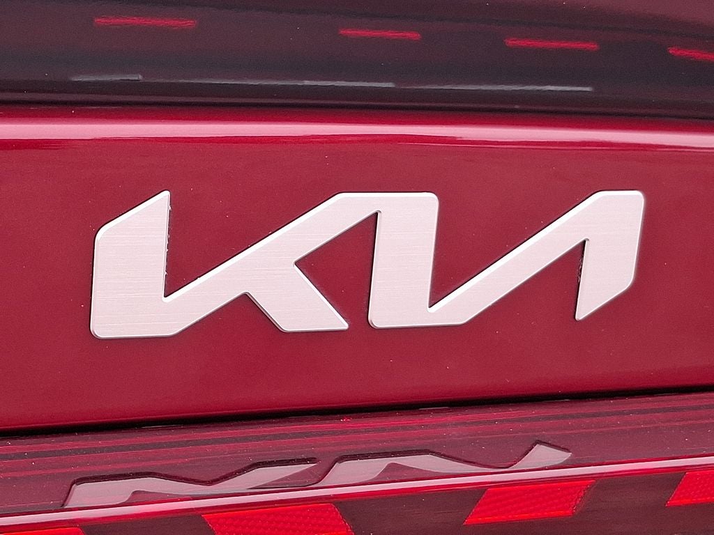 2024 Kia K5 LXS