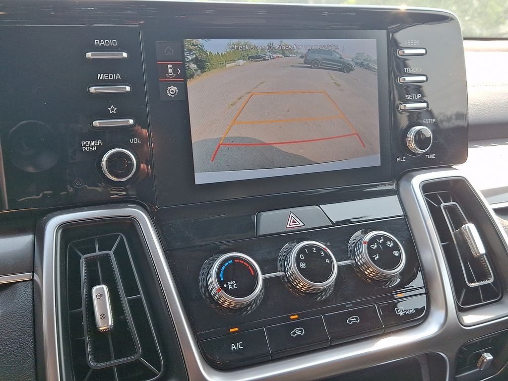 2023 Kia Sorento LX