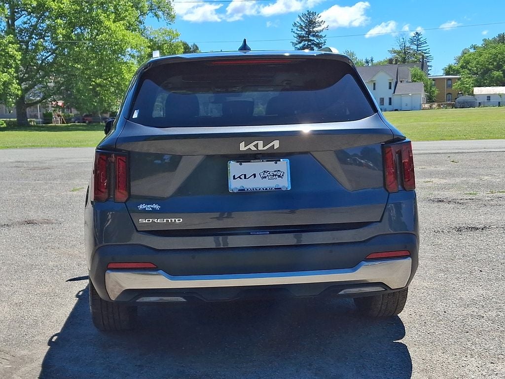 2024 Kia Sorento S
