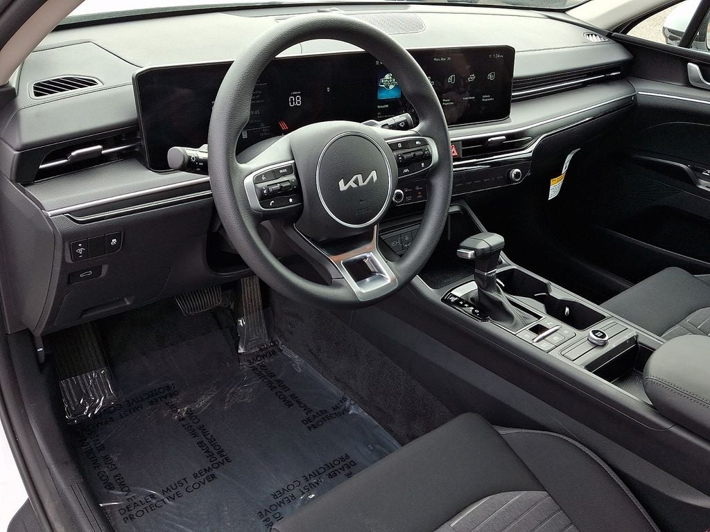 2025 Kia K5 LXS