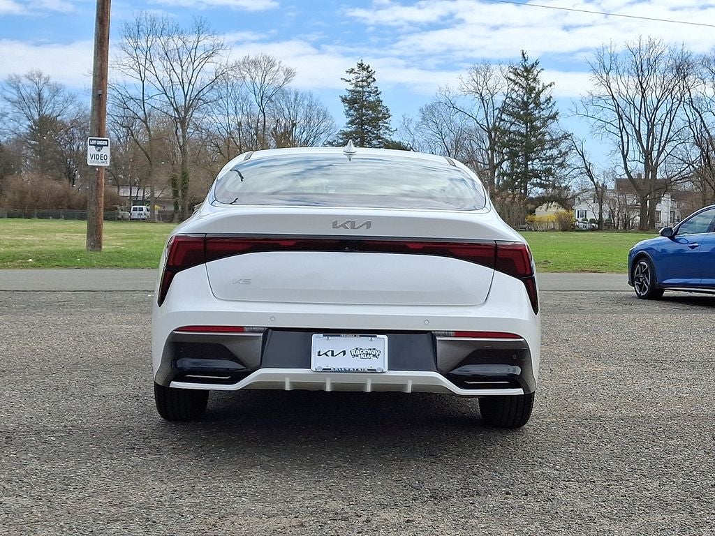 2025 Kia K5 LXS