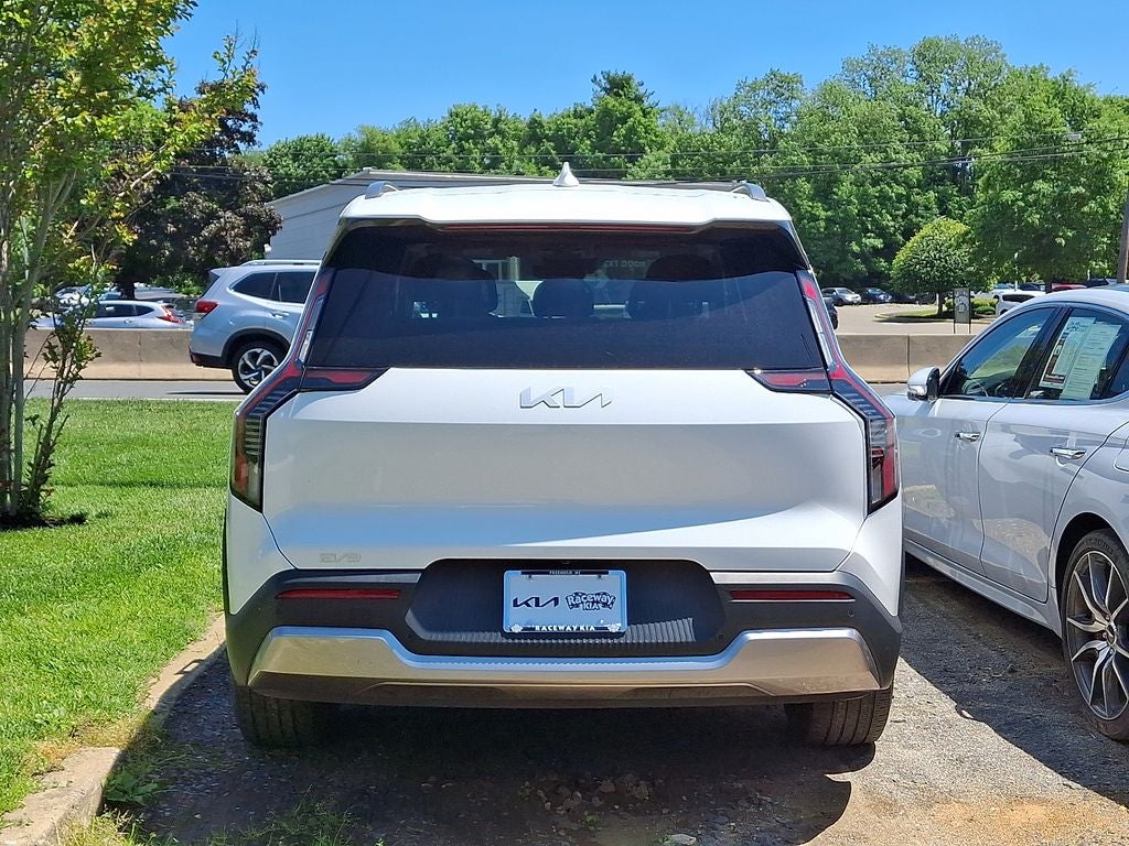 2024 Kia EV9 Wind