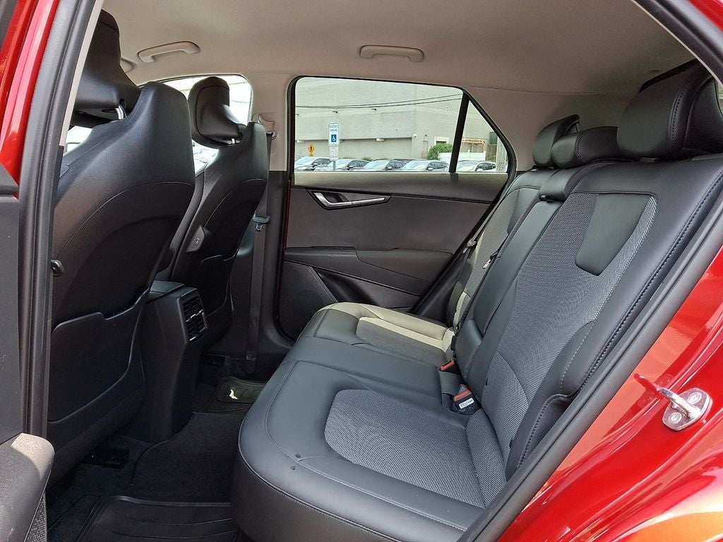 2023 Kia Niro EX
