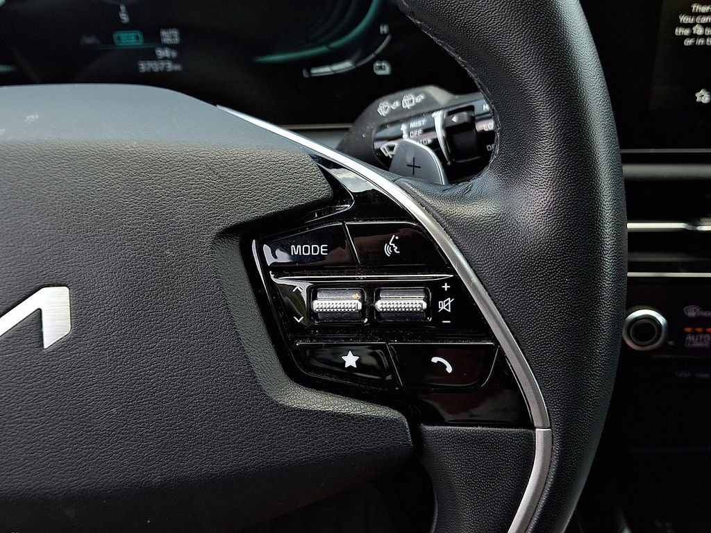 2023 Kia Niro EX