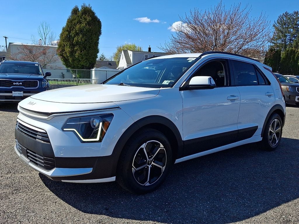 2023 Kia Niro EX