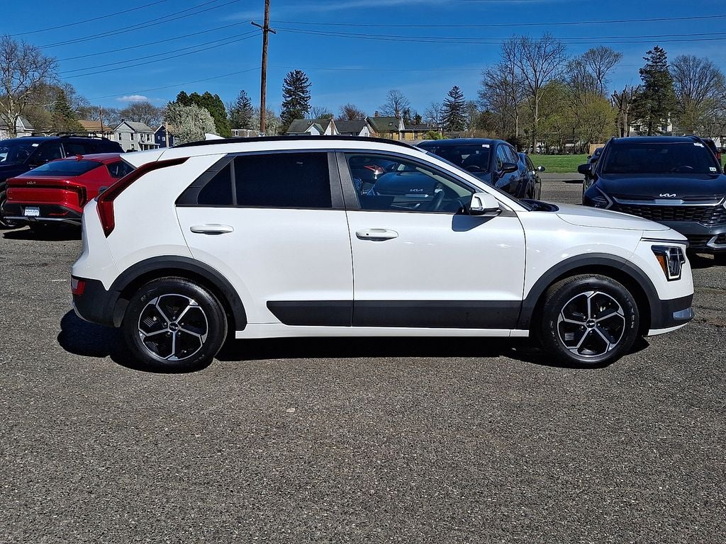 2023 Kia Niro EX