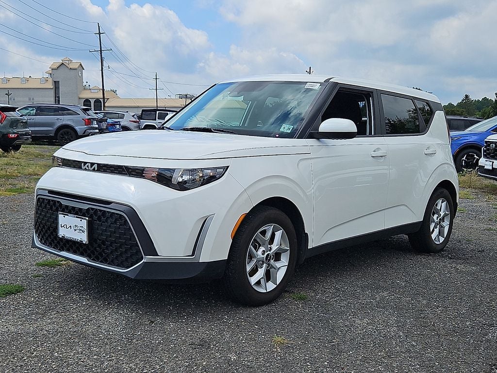 2023 Kia Soul LX