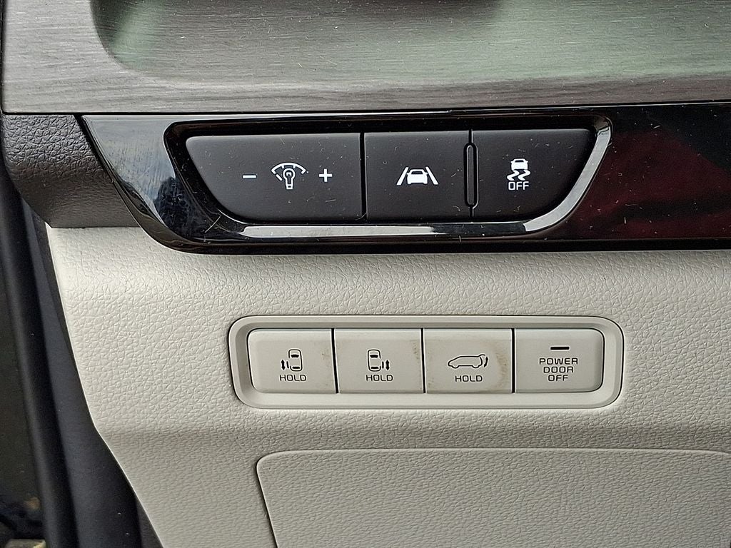 2023 Kia Carnival MPV SX