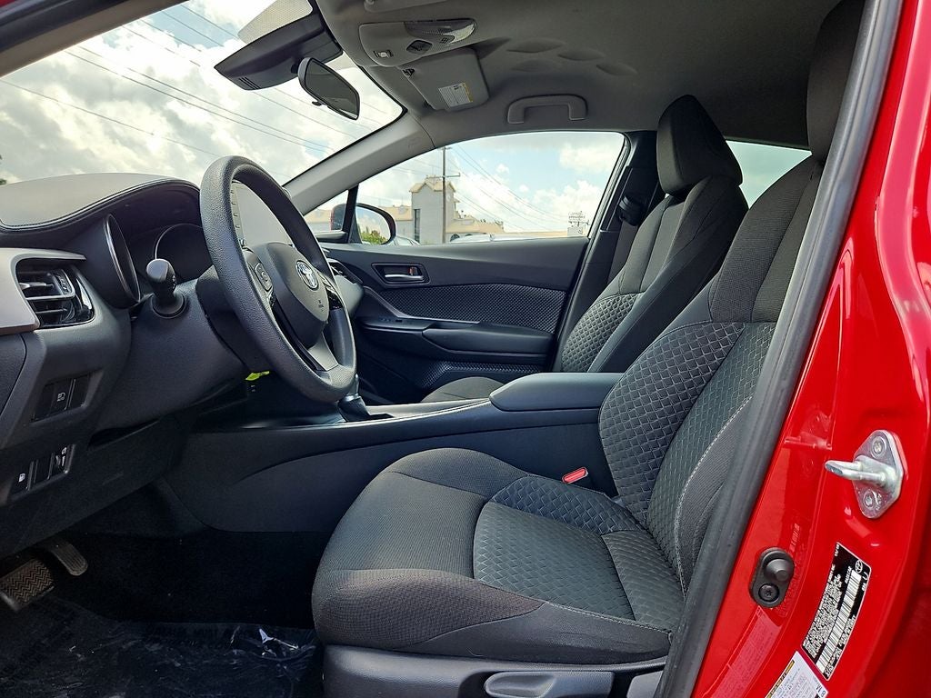 2020 Toyota C-HR LE